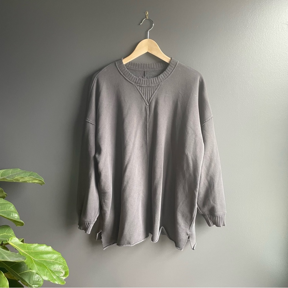 aerie Oversized Crewneck Sweatshirt in Charcoal Gray